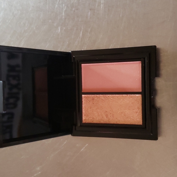 Eleman Eyeshadow - Picture 4 of 4